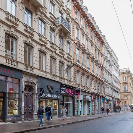 Guestready - Hotel De Ville - Hypercentre Lyon Zewnętrze zdjęcie