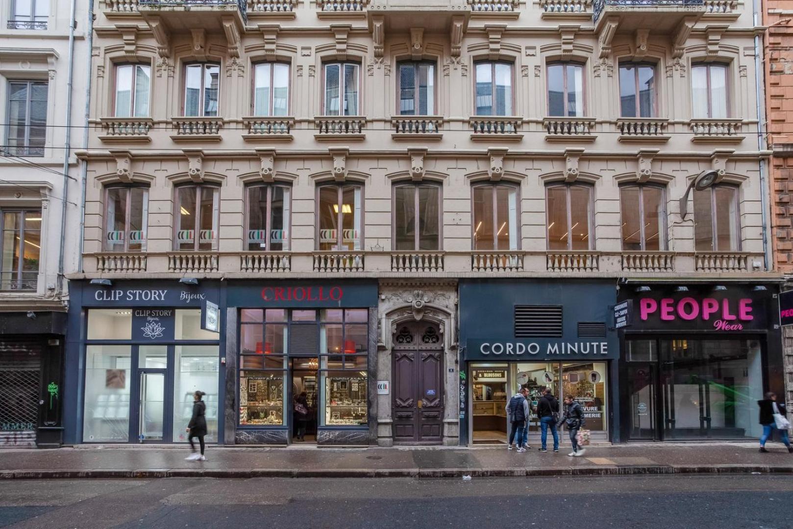 Guestready - Hotel De Ville - Hypercentre Lyon Zewnętrze zdjęcie